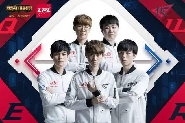 尤其是他背 尤其是他背